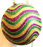 6" ROUND GLITTER ORNAMENT SWIRL STRIPE DESIGN