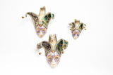 2.5" PEARLIZED MASK W BROCADE FABRIC HORNS