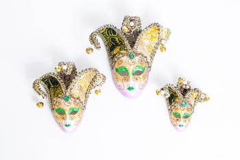 2" Mask w/Horns